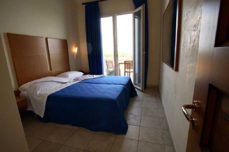 Hotel Resort Portoselvaggio Sant Isidoro  Esterno foto