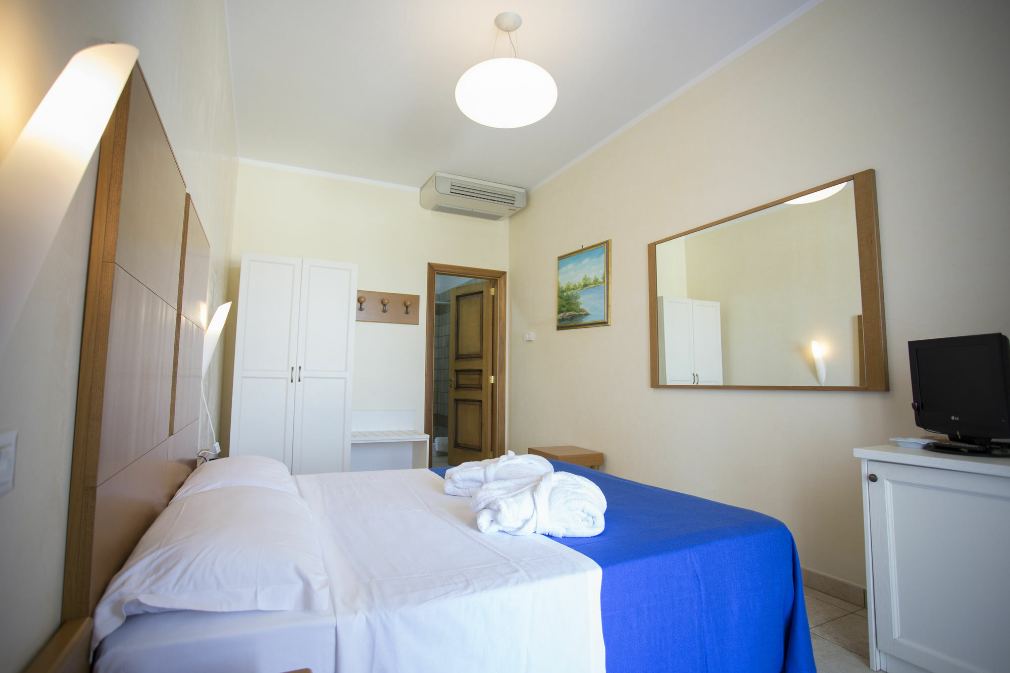 Hotel Resort Portoselvaggio Sant Isidoro  Esterno foto